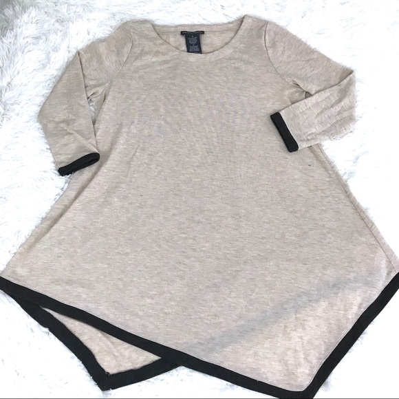 CHELSEA AND THEODORE asymmetrical top s Small - Picture 1 of 5